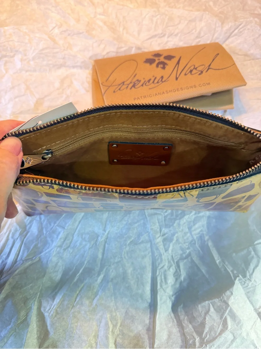 Patricia Nash Vetralla Wristlet/Purse in Patricia's Closet pattern